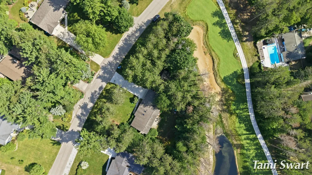 16864 Timber Dunes Drive Grand Haven, MI 49417