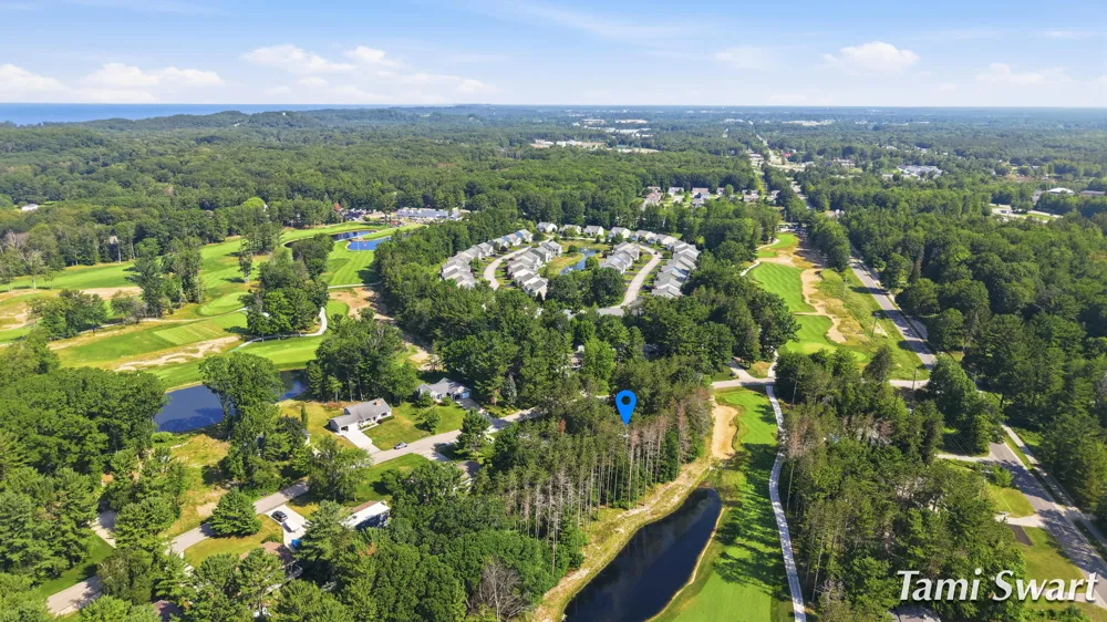 16864 Timber Dunes Drive Grand Haven, MI 49417