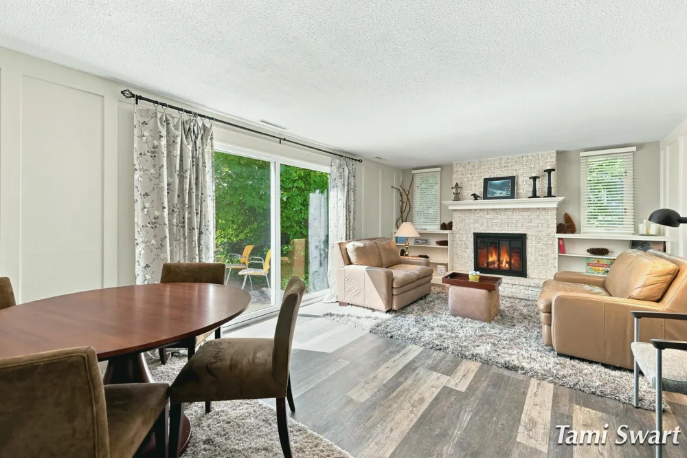 16864 Timber Dunes Drive Grand Haven, MI 49417