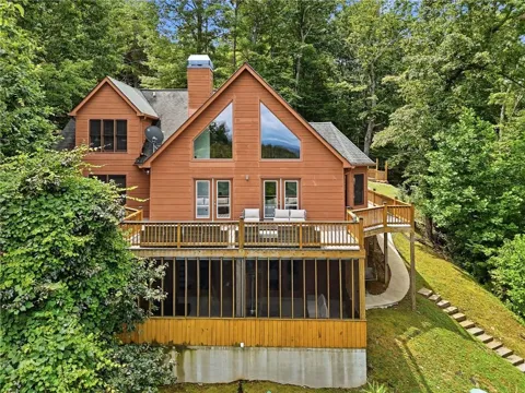 296 Adair Drive NE