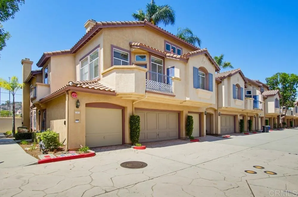 11372 Via Rancho SD #A El Cajon, CA 92019