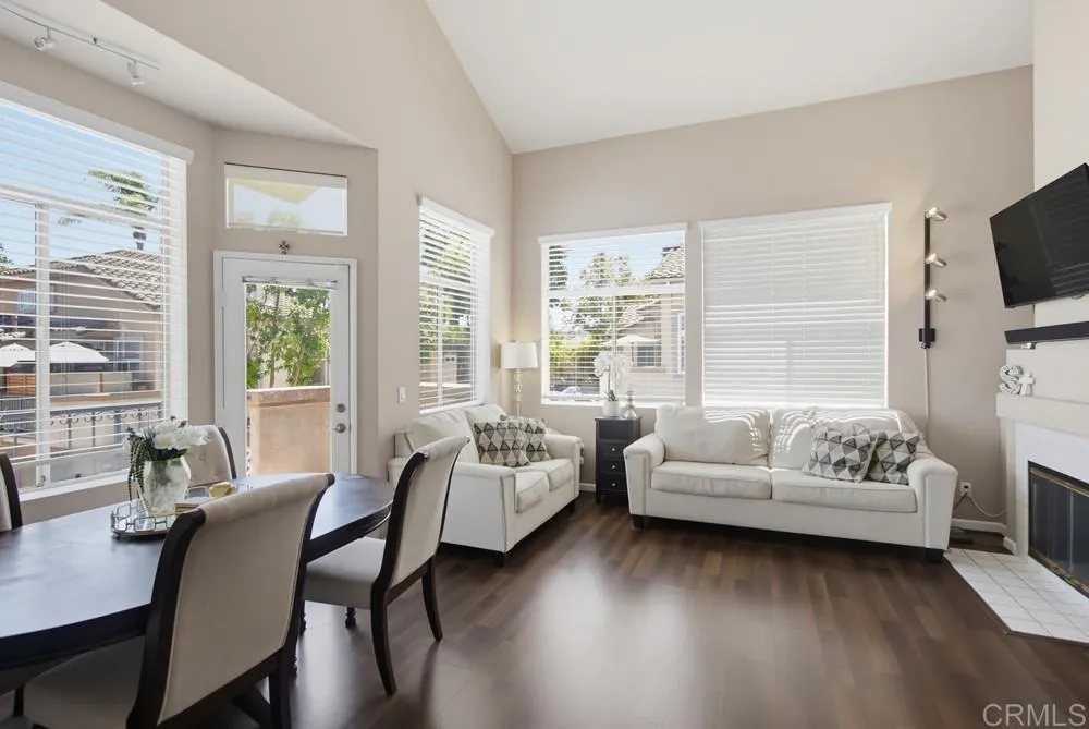11372 Via Rancho SD #A El Cajon, CA 92019