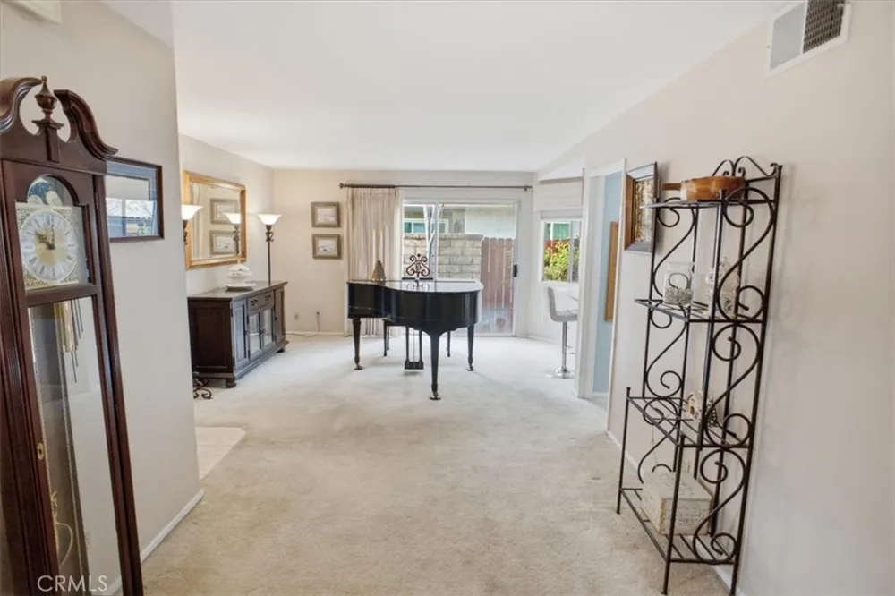 15833 Rosehaven Lane Canyon Country, CA 91387