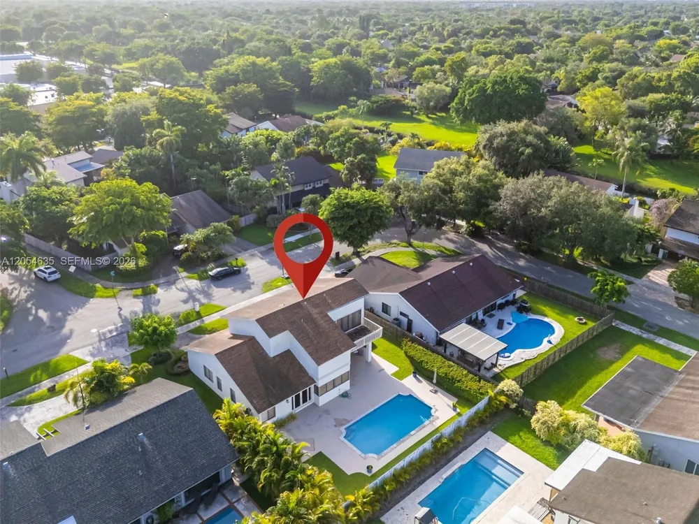 11055 SW 129th Ct Miami, FL 33186