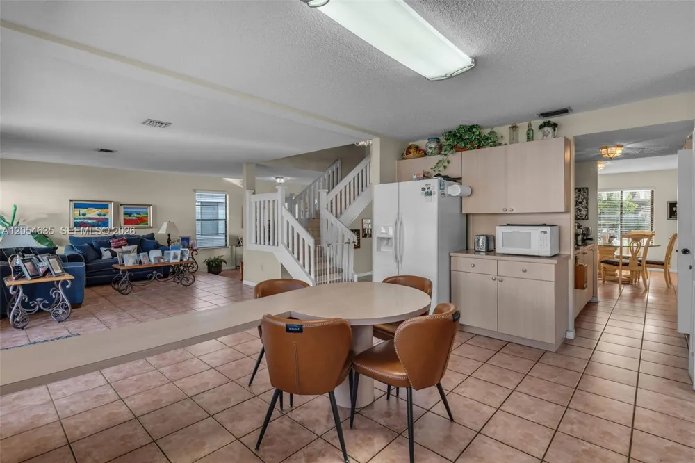 11055 SW 129th Ct Miami, FL 33186