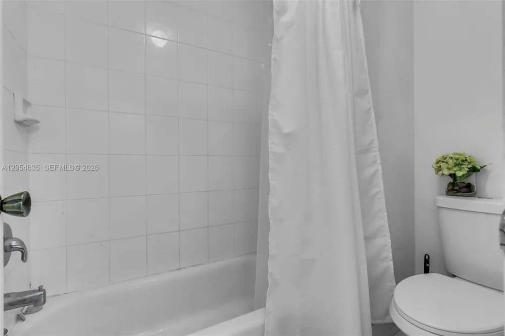 11055 SW 129th Ct Miami, FL 33186