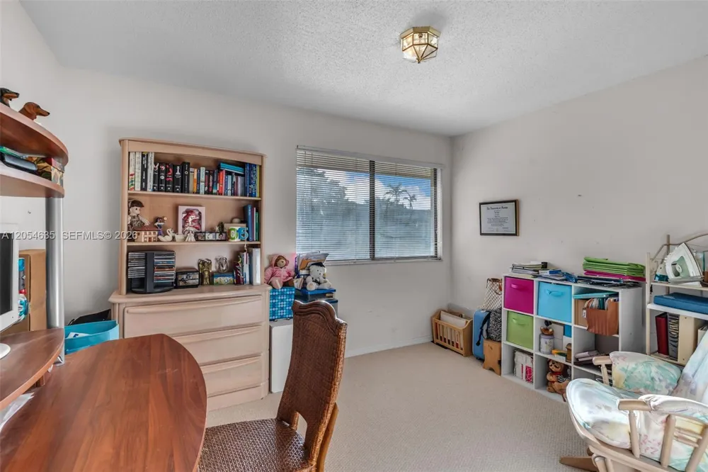 11055 SW 129th Ct Miami, FL 33186