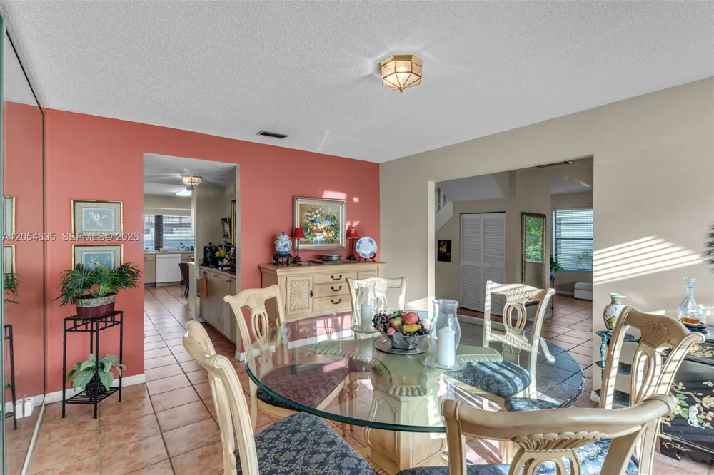 11055 SW 129th Ct Miami, FL 33186