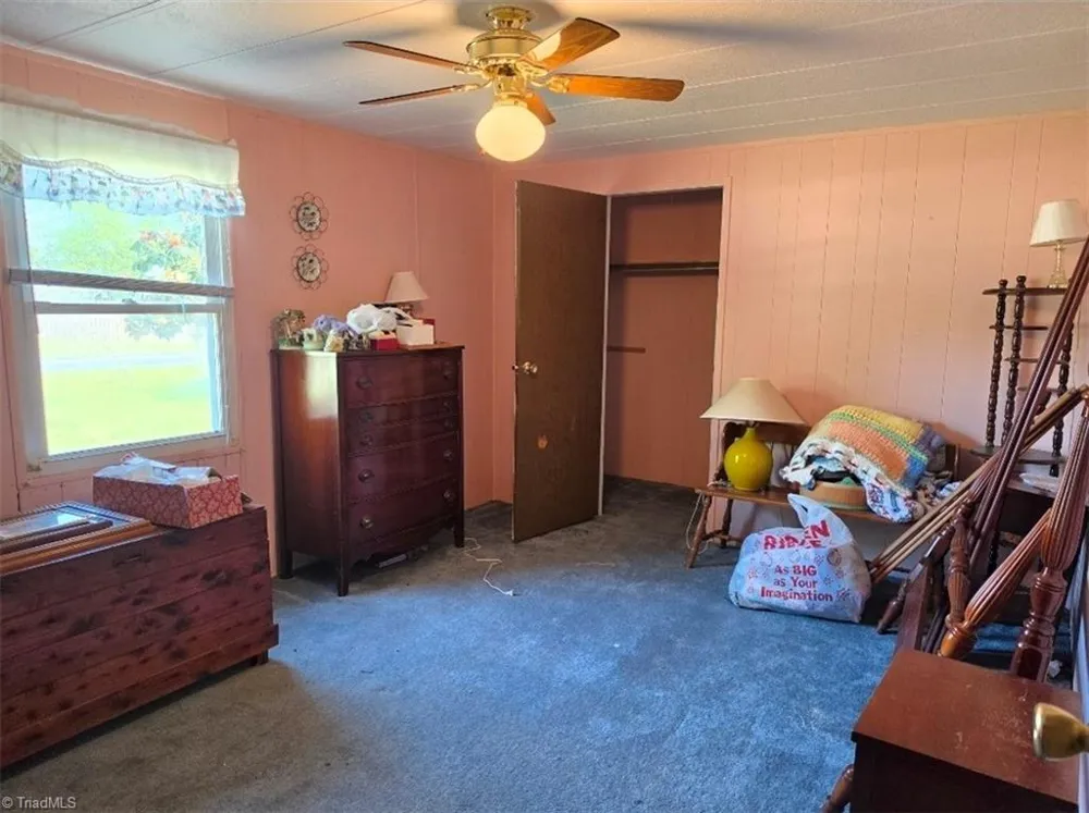 8405 Stafford Mill Road Oak Ridge, NC 27310