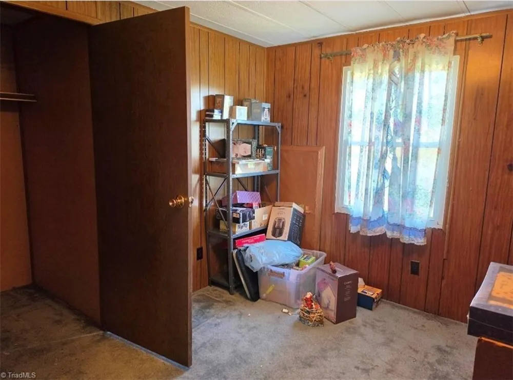 8405 Stafford Mill Road Oak Ridge, NC 27310