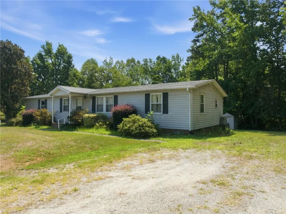 8405 Stafford Mill Road Oak Ridge, NC 27310