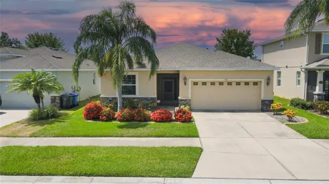 417 BLAKELY COURT