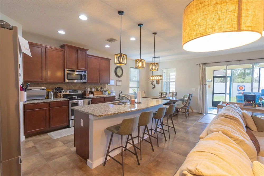 417 BLAKELY COURT Ruskin, FL 33570