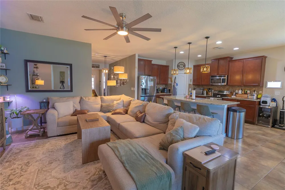 417 BLAKELY COURT Ruskin, FL 33570