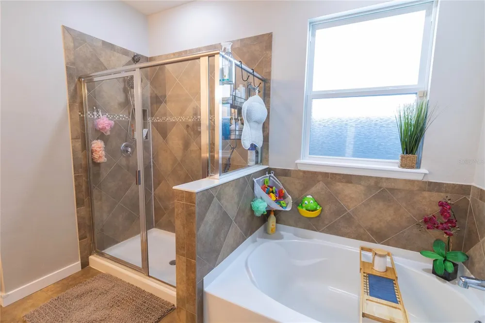 417 BLAKELY COURT Ruskin, FL 33570