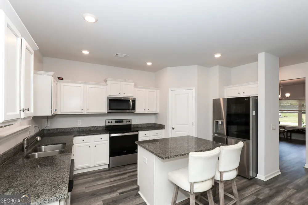171 Quail Forest CIR Toccoa, GA 30577