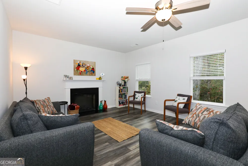 171 Quail Forest CIR Toccoa, GA 30577