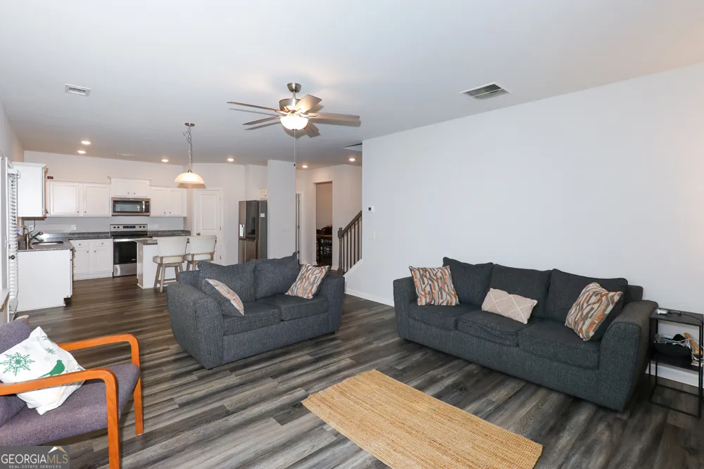 171 Quail Forest CIR Toccoa, GA 30577