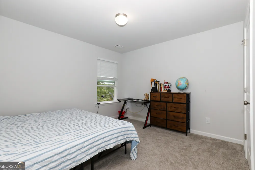 171 Quail Forest CIR Toccoa, GA 30577