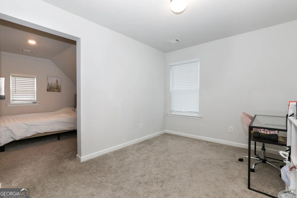 171 Quail Forest CIR Toccoa, GA 30577