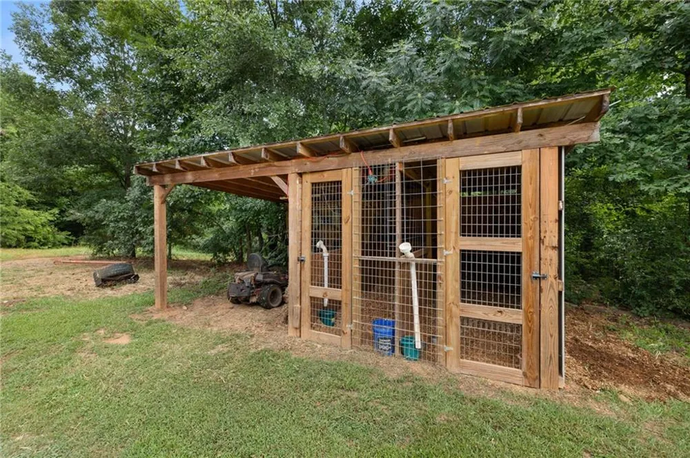 63 Pace Road Toccoa, GA 30577