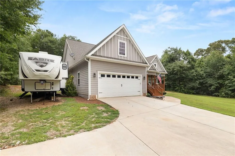 63 Pace Road Toccoa, GA 30577