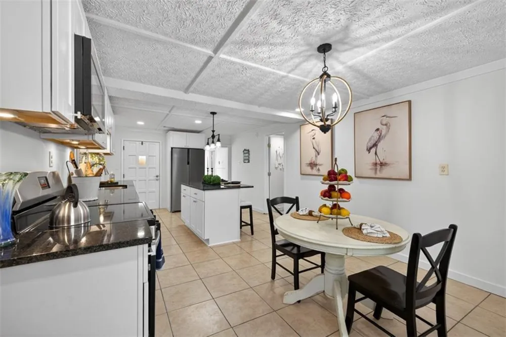 2439 Lakeshore Drive NE Conyers, GA 30012