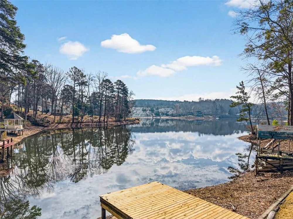 2439 Lakeshore Drive NE Conyers, GA 30012