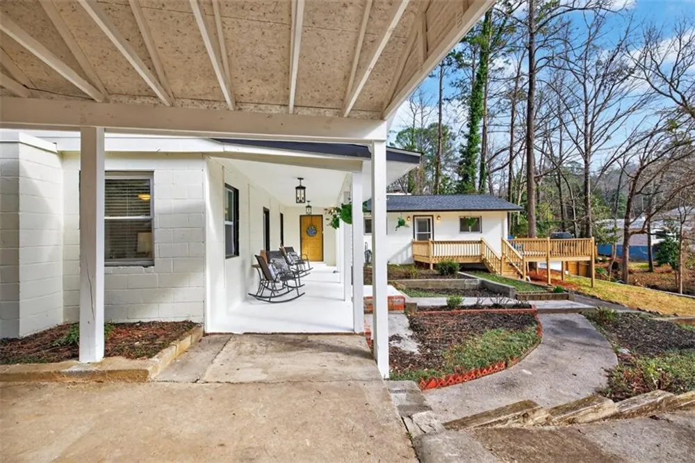 2439 Lakeshore Drive NE Conyers, GA 30012