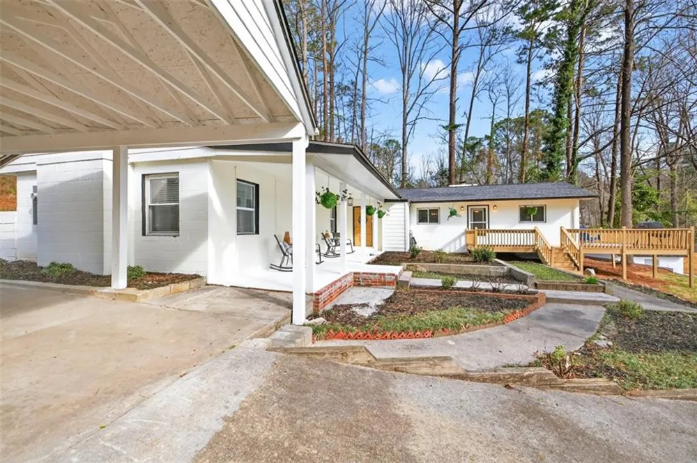 2439 Lakeshore Drive NE Conyers, GA 30012