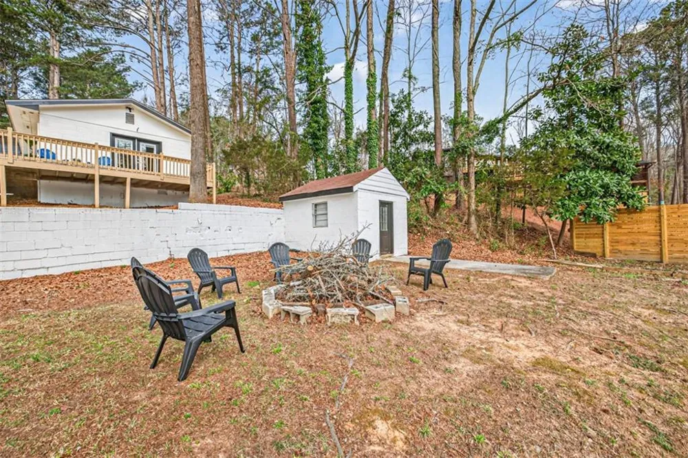 2439 Lakeshore Drive NE Conyers, GA 30012