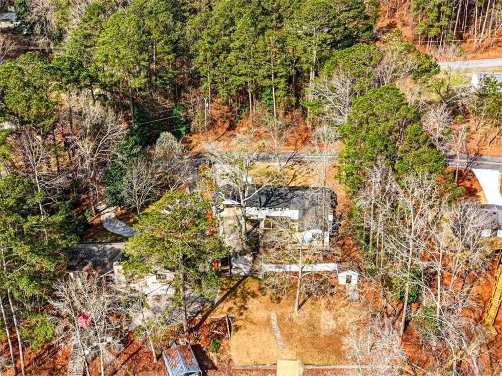 2439 Lakeshore Drive NE Conyers, GA 30012