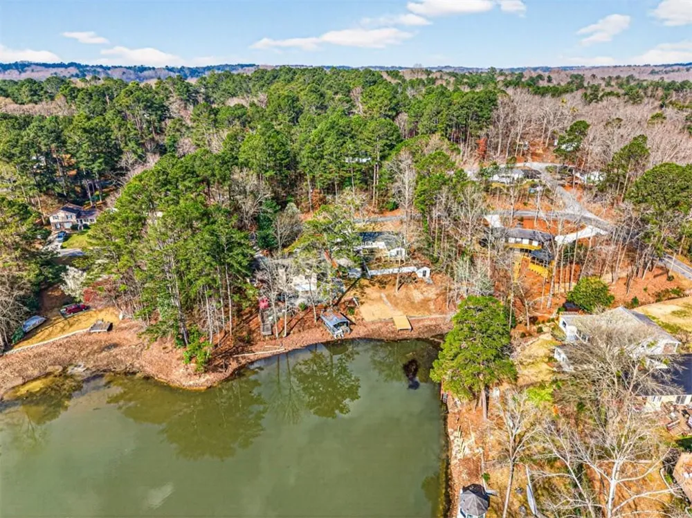 2439 Lakeshore Drive NE Conyers, GA 30012