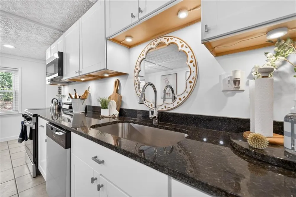2439 Lakeshore Drive NE Conyers, GA 30012