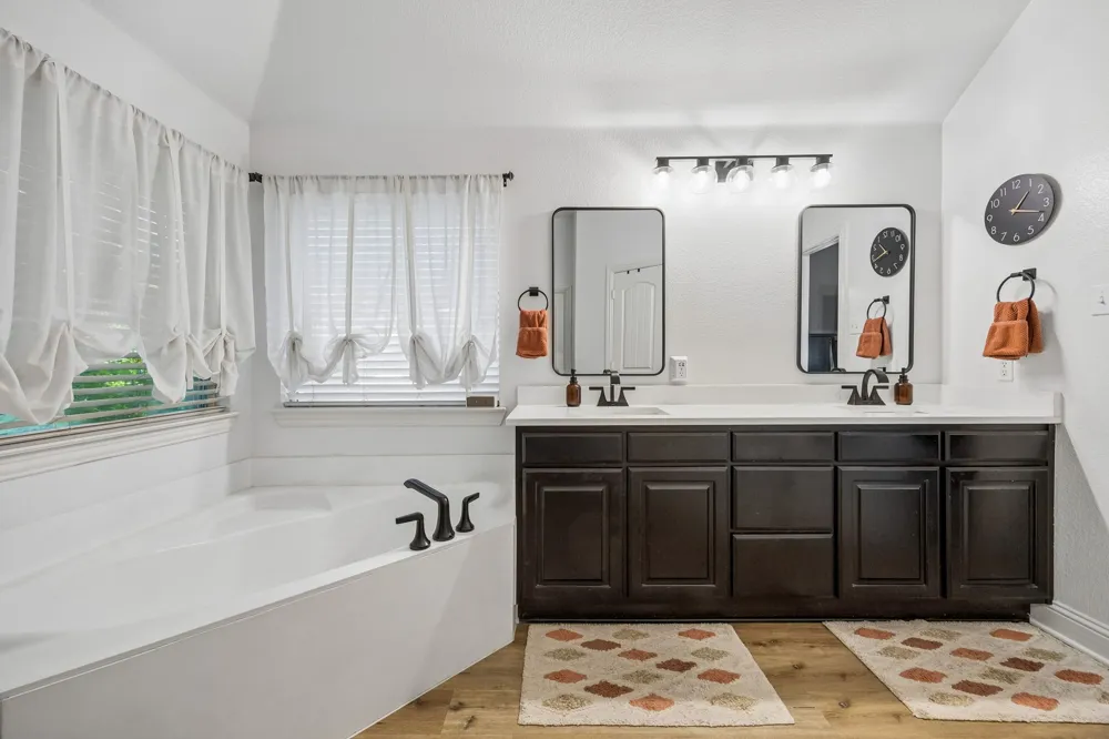 3904 Betty Street Rockwall, TX 75087