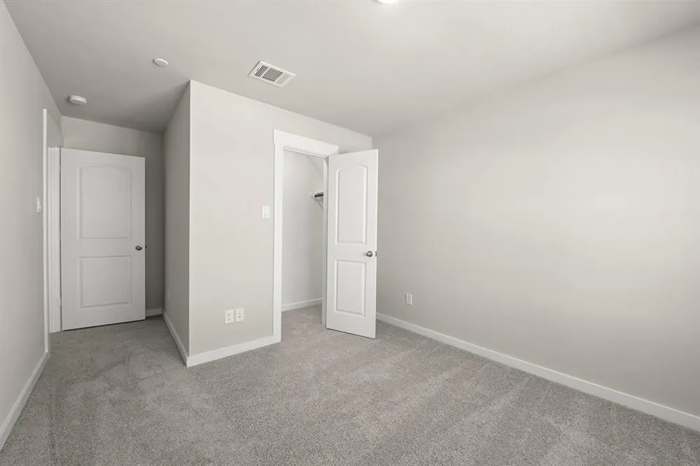 2738 Mariposa Creek Drive Rosharon, TX 77583