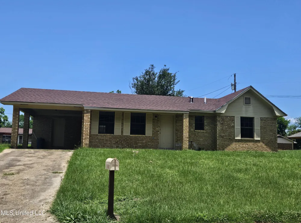 126 Tubman Circle Natchez, MS 39120