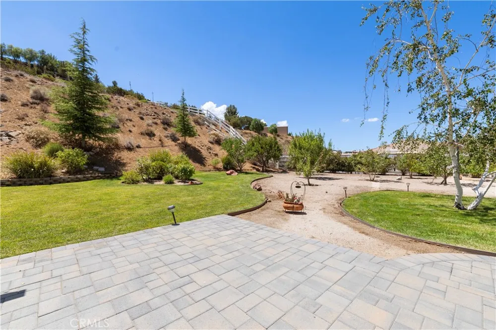 34016 Desert Acton, CA 93510