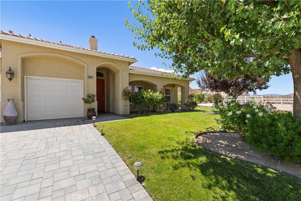 34016 Desert Acton, CA 93510