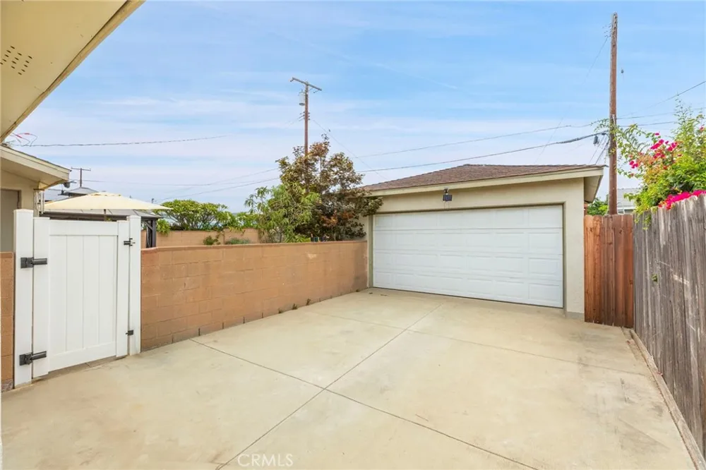 5110 Coney Avenue Covina, CA 91722