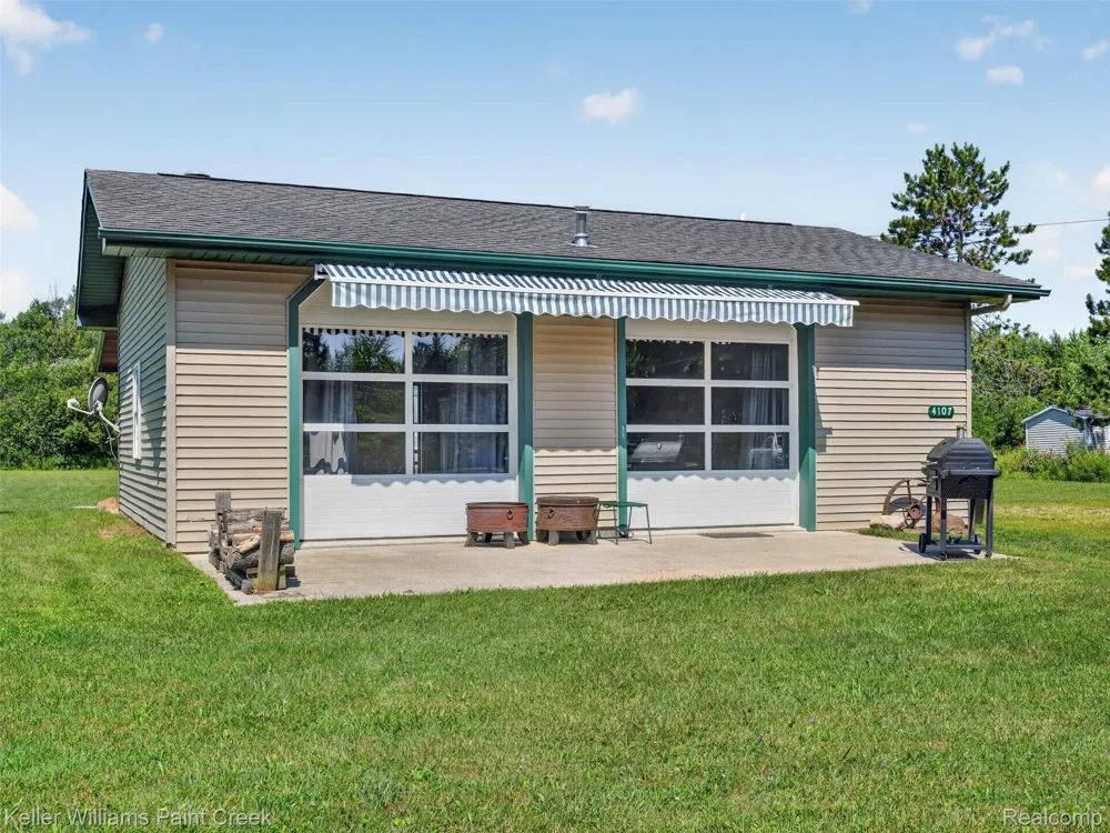 4107 Pine Street Clement Township, MI 48624
