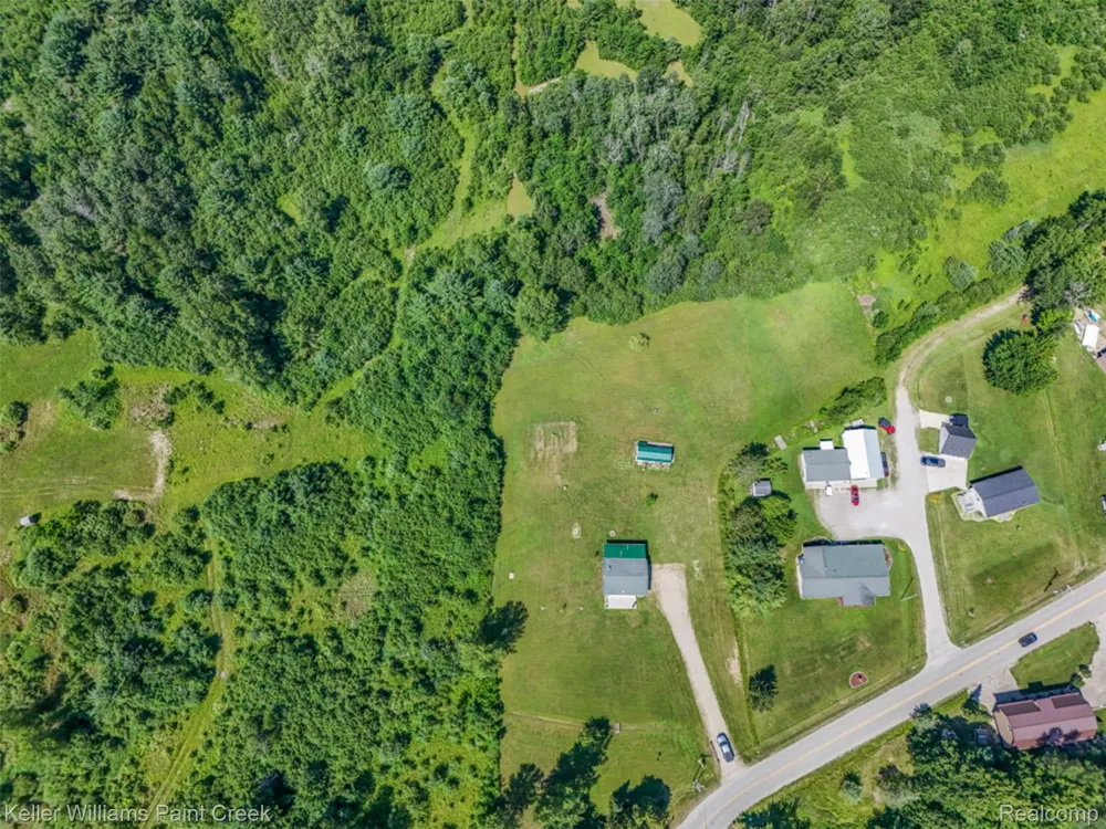 4107 Pine Street Clement Township, MI 48624