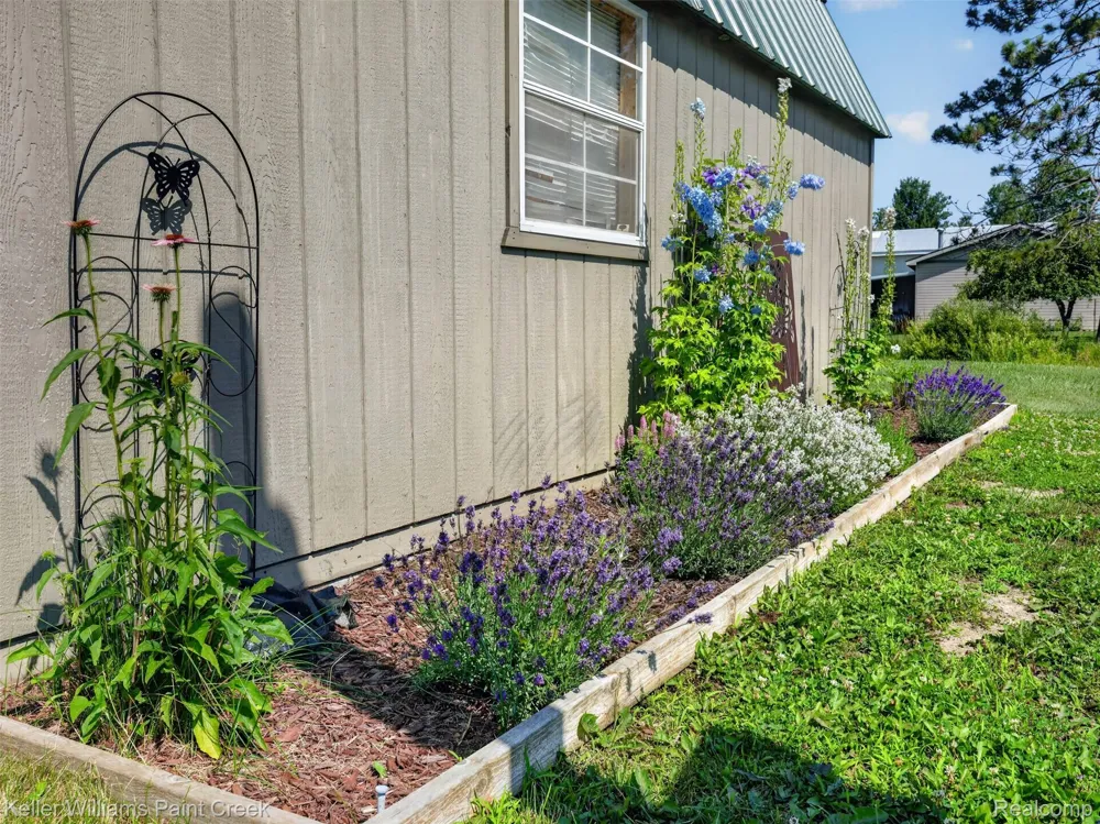 4107 Pine Street Clement Township, MI 48624