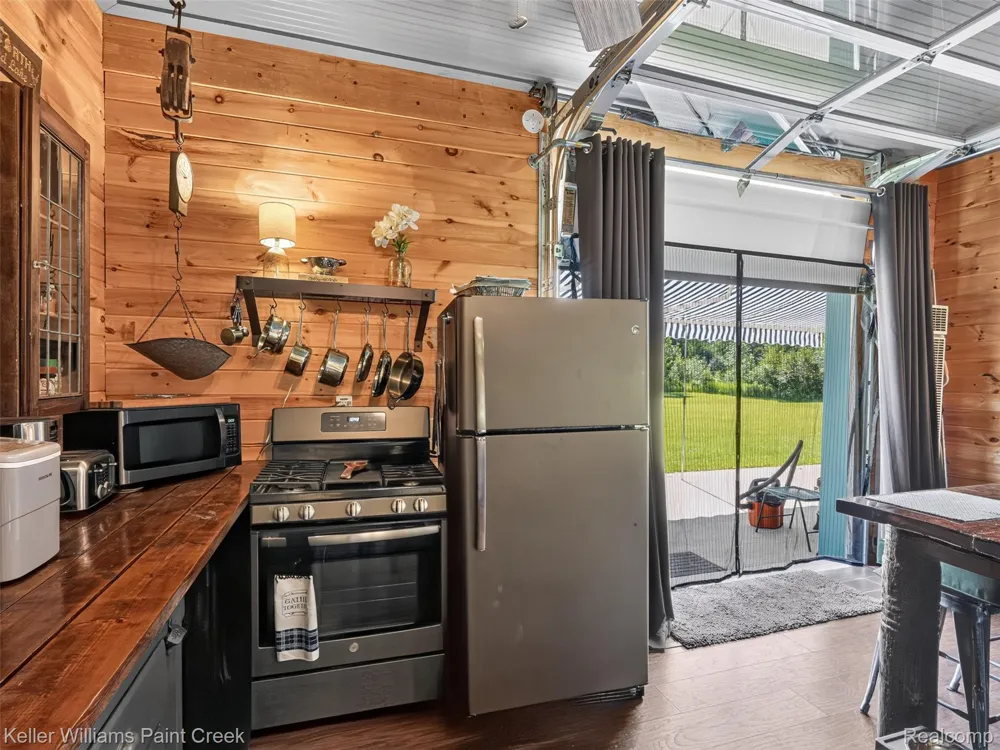 4107 Pine Street Clement Township, MI 48624