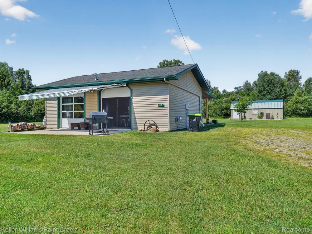 4107 Pine Street Clement Township, MI 48624