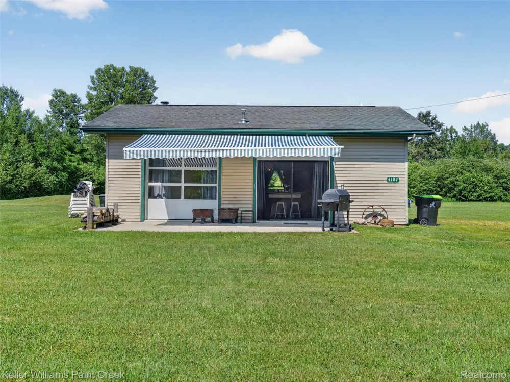 4107 Pine Street Clement Township, MI 48624