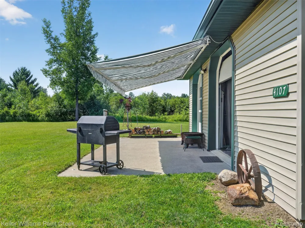 4107 Pine Street Clement Township, MI 48624