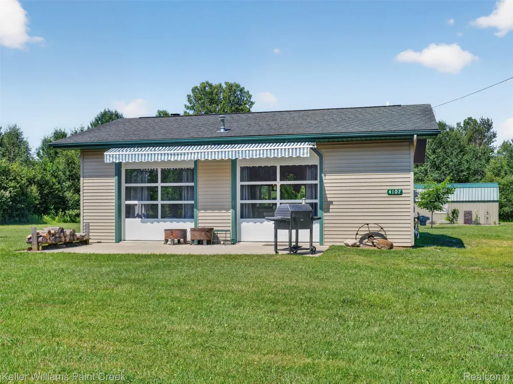 4107 Pine Street Clement Township, MI 48624
