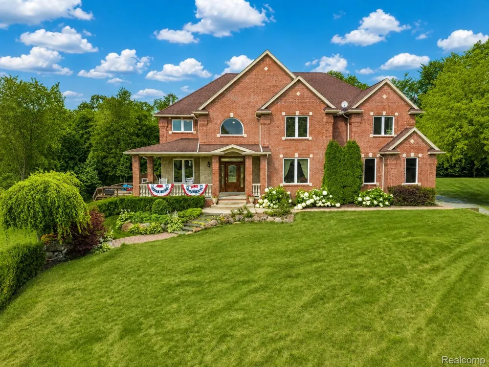 13445 Millie Court Holly Township, MI 48442