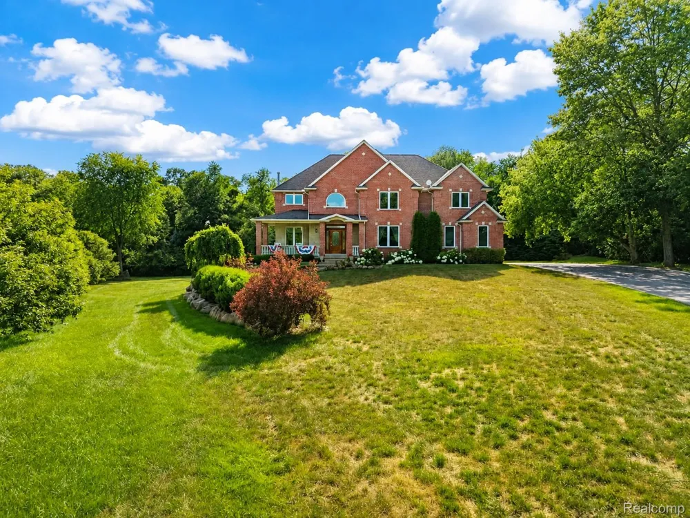 13445 Millie Court Holly Township, MI 48442